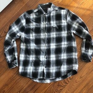 Woolrich Men's L button down shirt